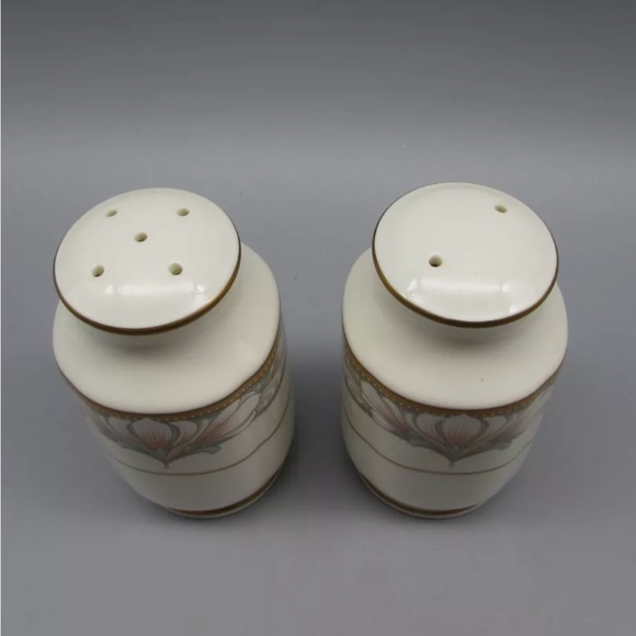 Noritake Barrymore Salt & Pepper Set Fine Bone China - Picture 3 of 4